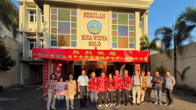 Sekolah Nasional Tiga Bahasa Bina Widya Solo: Membangun Generasi Berkarakter dengan Kemampuan Global